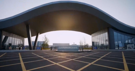 無(wú)人出租車(chē)駛?cè)氍F(xiàn)實(shí)，江鈴集團(tuán)新能源頤馳06緣何成為行業(yè)優(yōu)選？